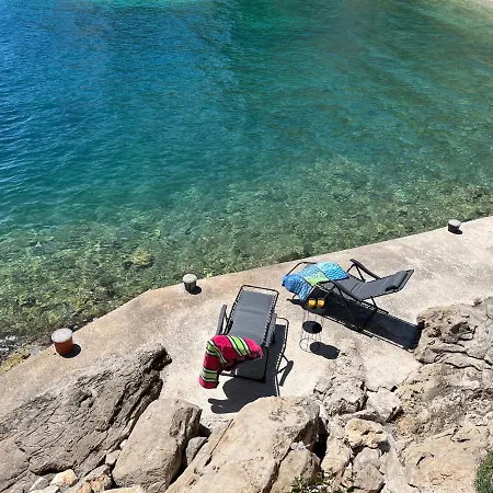 Seaside Maslina Gdinj