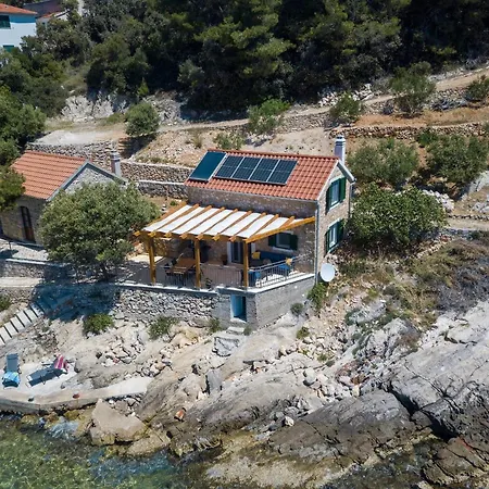 Holiday home Seaside Maslina *