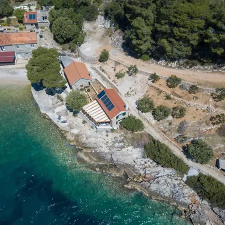 別荘 Seaside Maslina Gdinj