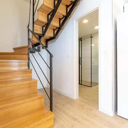 別荘 Seaside Maslina Gdinj