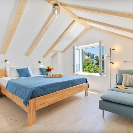 Seaside Maslina 別荘 Gdinj