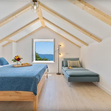 Seaside Maslina Gdinj